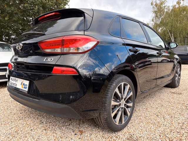Hyundai i30 DCT Kamera*Navigation*Tempo - foto 4