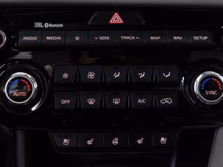 Kia Sportage 2.0 Platinum 4WD  LED PANO JBL 360° - bilder 18