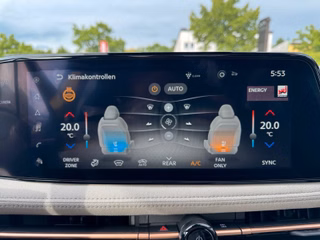 Nissan Ariya Evolve Pack 87kWh 516km HUD Alcantara - bilder 15