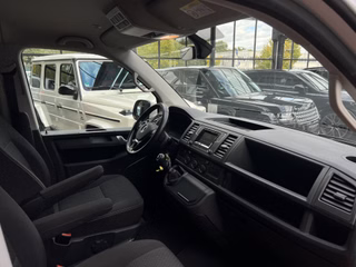 Volkswagen T6 Multivan 2,0 TDI EUd6 AdBlue Trendline KLIMA / PDC / BLUETOOTH /  FWD - foto 29