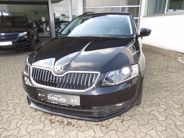 Skoda Octavia III Combi 2.0 TDI Style, Xenon, AHK, Navi, PDC,...
