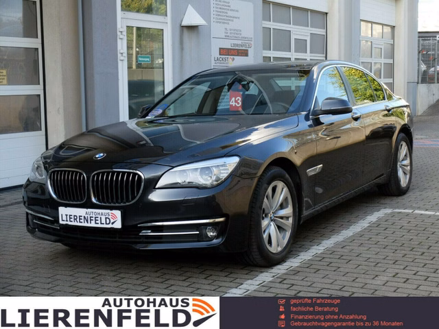 BMW 740 d xDrive aus 1.Hand orig. 18885 km - photo 1