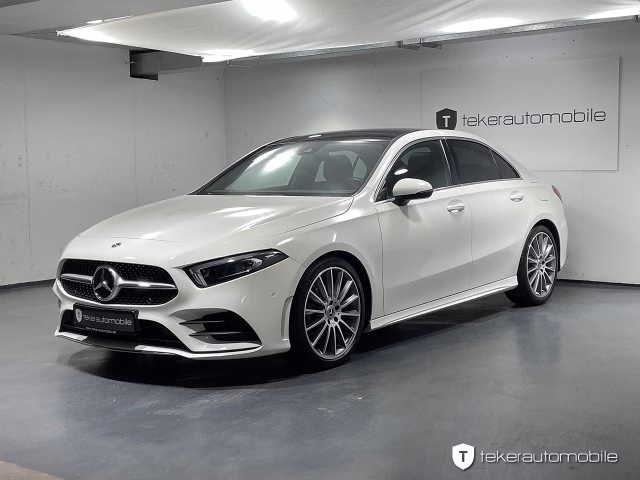Mercedes-Benz A 200 Lim. AMG Line *Pano*Ambiente*Aut.,*Navi*LED* Gebrauchtwagen Kaufen | EZ 06/2022