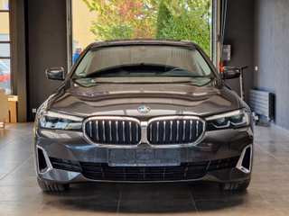 BMW 530d xDrive Luxury Line*KAMERA*CARPLAY*HEBEDACH* - bilder 2