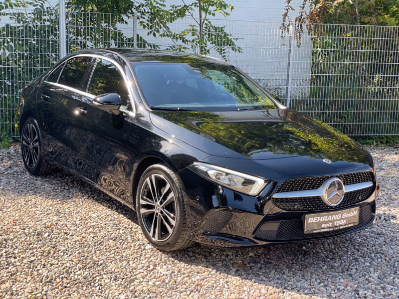 Mercedes-Benz A 180