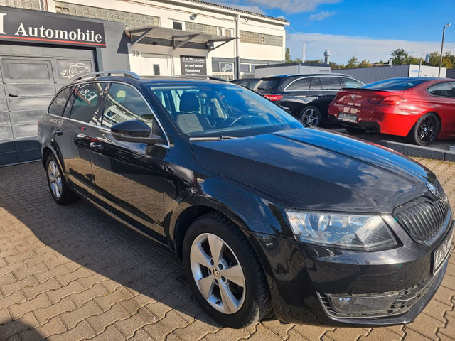 Skoda Octavia Combi Style Automatik*NAVI*XENON*PDC*SHZ - foto 2