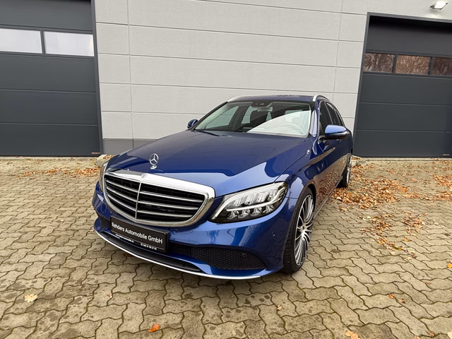 Mercedes-Benz C 180 T CGI SHZ/AHK/Tempo/Navi/Kamera/LED - foto 1