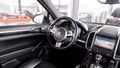 Daumennagel 34 - Porsche Cayenne PLATINUM EDITION AHK PANO ALLRAD LUFT