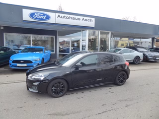 Ford Focus ST-Line aus 1. Hand