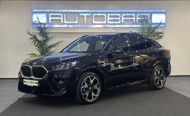 BMW X2 20 d xDrive M SPORT PANO ICONIC 360K HUD H&K AHK Gebrauchtwagen Kaufen | EZ 01/2025 | Preis 41.750 €