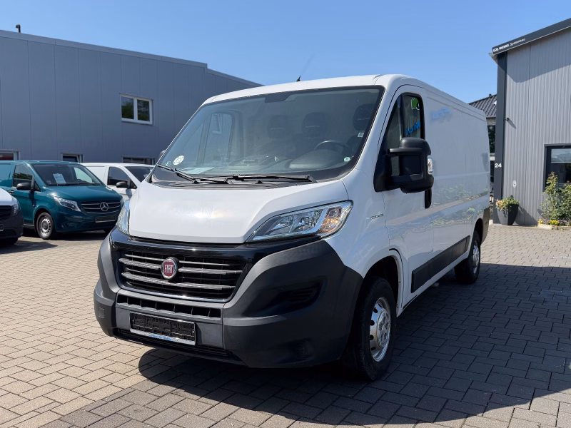 Fiat Ducato Kasten 130 L2H1 Kamera/Standheizung/AHK