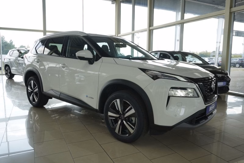 Nissan X-Trail 1.5 VC-T e-POWER 204PS UPE=49000 Euro!  **
