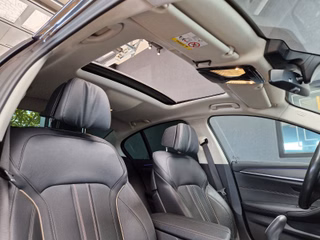 BMW 530d xDrive Luxury Line*KAMERA*CARPLAY*HEBEDACH* - bilder 18