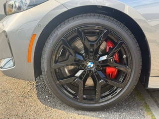 2026 BMW 330i xDrive Sedan - photo 9