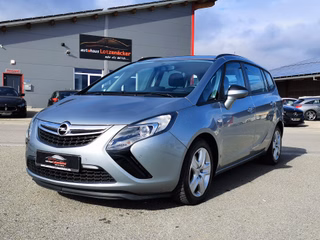 Opel Zafira C Tourer 2.0 CDTI|2.HAND|7-SITZER|8-FACH Used vehicle for sale | First registration 02/2015 | Price 12.990 €
