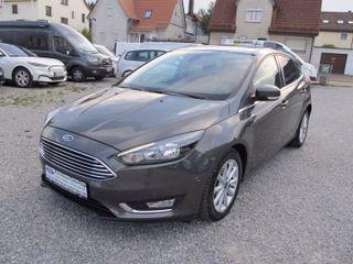 Ford Focus Titanium 5T, Automatik, Navi-Touch, Tempomat, Winter-Paket, Einpark-Assist. dkl. Scheiben - foto 1