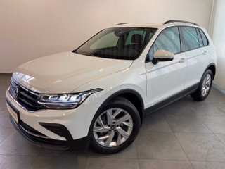 Volkswagen Tiguan Life 1.5 TSI DSG AHK STHZ 18" ACC KAMERA