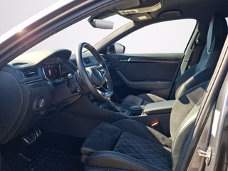 Skoda Superb Combi 2.0 TSI Sportline 4x4 DSG / AHK / STHZG / CANTON - foto 4