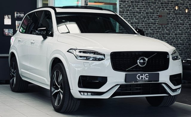 Volvo XC90 R Design AWD 7-Sitzer |AHK|HUD|PANO|360 Gebrauchtwagen Kaufen | EZ 03/2021 | Preis 46.000 €