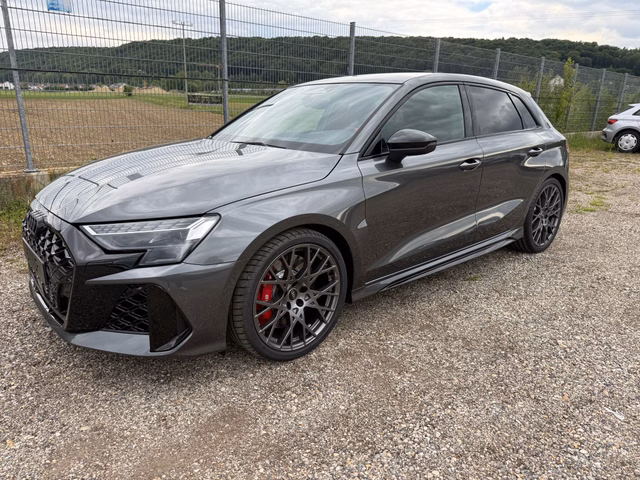 Audi RS3 Vorführfahrzeug Kaufen