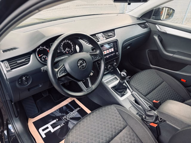 Skoda Octavia Combi Clever+Navi+Carplay+Tempomat+SHZ+ - foto 10