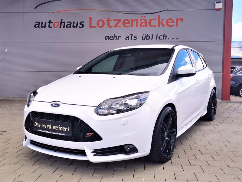 Ford Focus ST LEDER/NAVI/KEYLES/BI-XENON/GARANTIE
