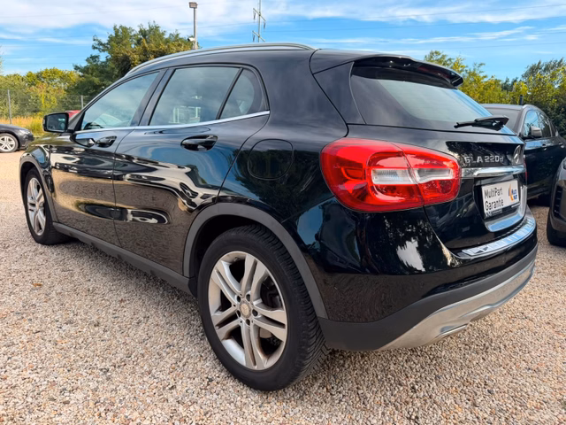 Mercedes-Benz GLA 220d 4Matic Navi*Tempo*Klima*SitzHz.*PDC - foto 6