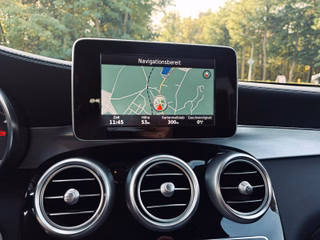 Mercedes-Benz GLC220d 4Matic+ILS+Head-Up+AHK+Teilleider+Kamera - foto 7