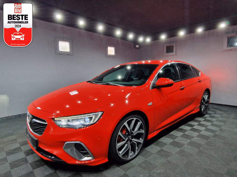 Opel Insignia GSi 4x4 OPC Performance|AUTOM|LEDER|STANDHEIZUNG