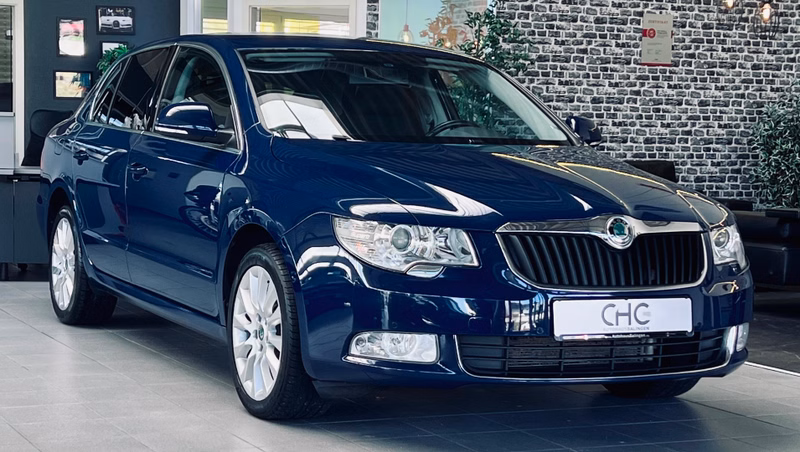Skoda Superb 2.0 TSI DSG Exclusive 1.HD|NAVI|4xSHZ|DAB|PDC
