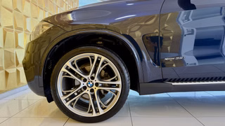 BMW X5 xDrive 35 i  7 SITZER PANO MEMORY ACC AHK - bilder 19