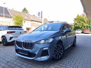 BMW 216 i M Sport PANO,NAVI,AHK,KAM,SHZ