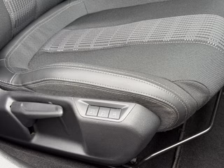 Peugeot 308 SW Allure Automatik Navi CAM Full-LED-Paket - bilder 8