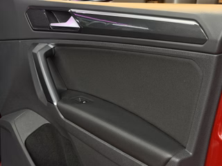 Volkswagen Tiguan Highline 1,4 TSI 4Motion OFFROAD/NAVI/AHK/KEYLESS/KAMERA - foto 25