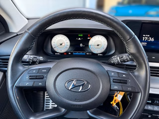 Hyundai BAYON Intro Klimaautomatik Navi Bose Winterräder - foto 9