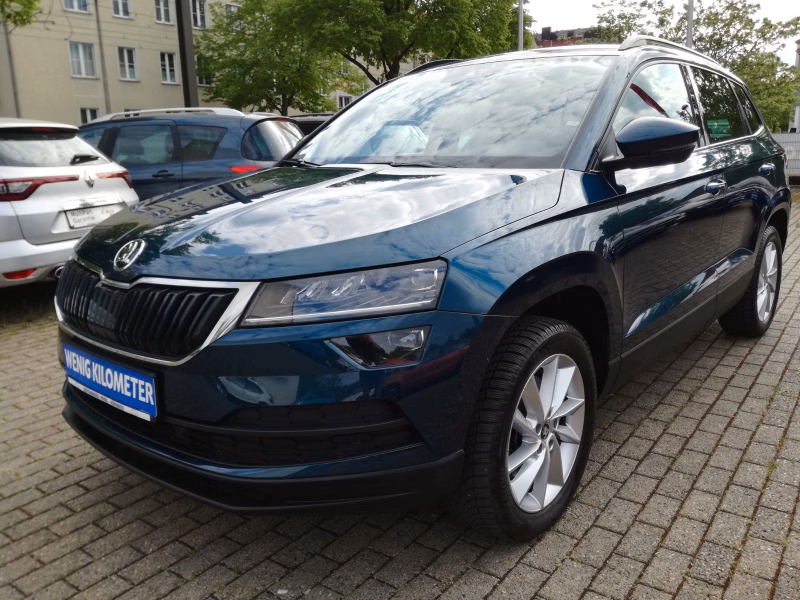 Skoda Karoq Style 4x4*LED*DSG*SITZHEIZUNG*DAB*CAM*