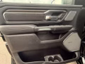 Daumennagel 9 - Dodge RAM 1500 Crew Laramie Night Premium Rambox Mult