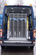 Daumennagel 8 - Volkswagen Crafter 35 TDI Rollstuhlbus L4H3 Lift AC 6-Sitze