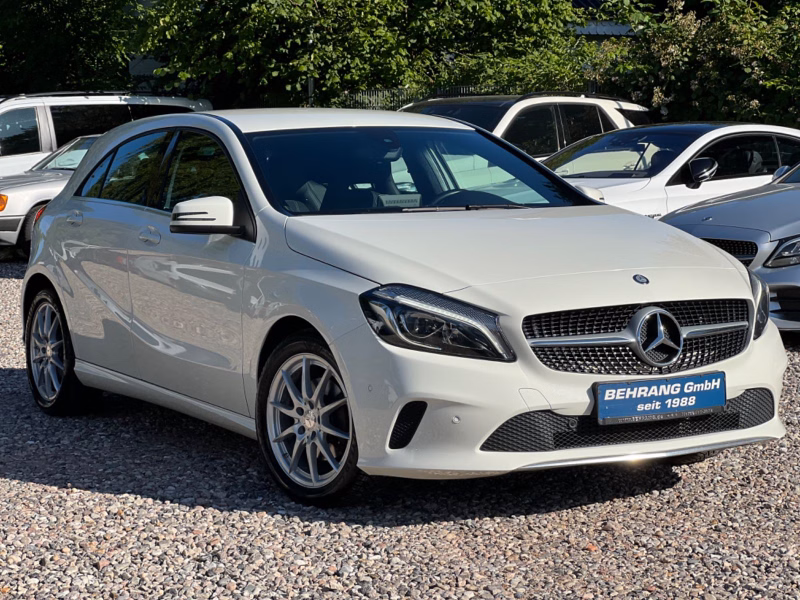 Mercedes-Benz A 180*URBAN*LED*NAVI*AUTOMATIK*FACELIFT*