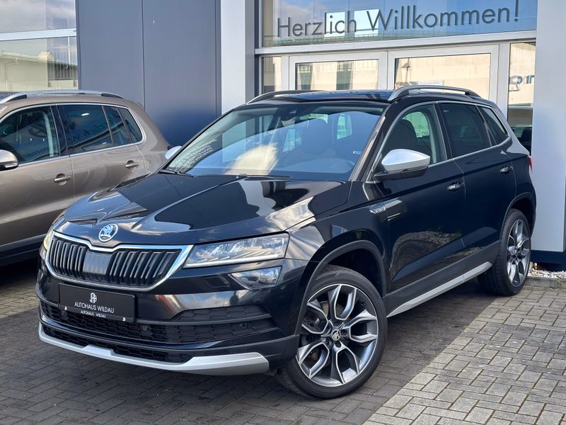 Skoda Karoq Scout 4x4  NAVI KEYLEES CAM VIRTUAL