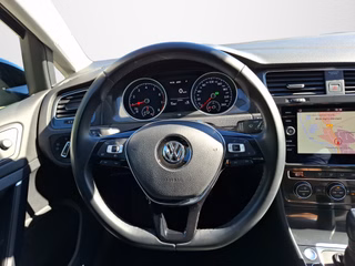 Volkswagen Golf VII 1.5 TSI Comfortline DSG / KLIMA / NAVI / ACC / KAMERA - foto 6