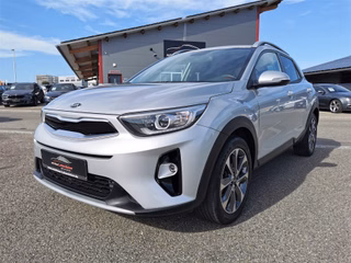 Kia Stonic 1.4 Vision 1.HAND|WENIG KM|GARANTIE|8FACH Used vehicle for sale | First registration 12/2018 | Price 14.990 €