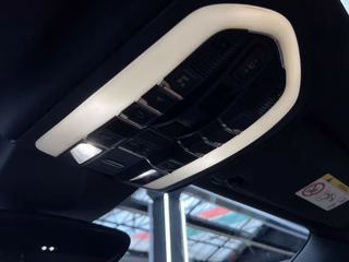 Porsche Cayenne 3,0 Diesel Platinum Edition CHRONO / PANO / CAM / BOSE / START-STOP - foto 33