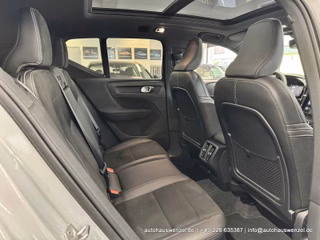 Volvo XC40 B4 B Aut. R-Design PANORAMA AHK ACC 360° - bilder 21