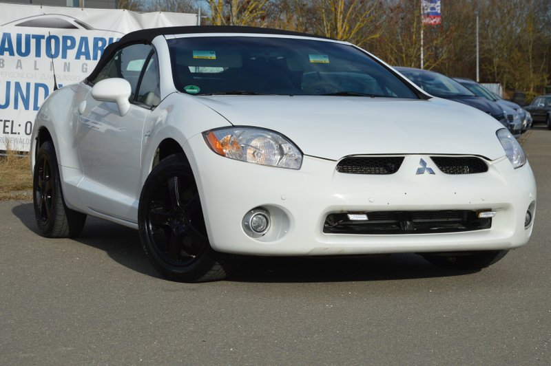 Mitsubishi Eclipse Spyder 2.4  Alcantara wenig Kilometer