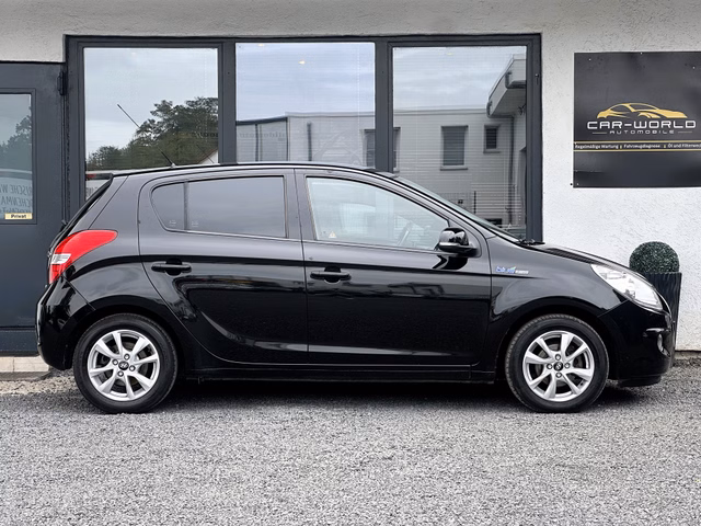 Hyundai i20 Classic NEU TÜV/SHZ/GARANTIE - foto 4