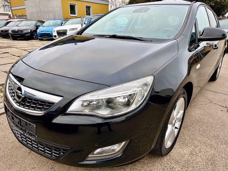 Opel Astra J 1.6 Design-Edition 5-trg. Lim. * 2.-Hand