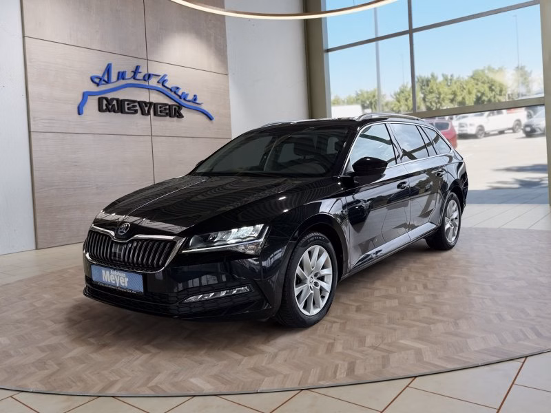 Skoda Superb Combi 1,5TSI DSG Navi/Kamera/el.Klappe/Kessy         **