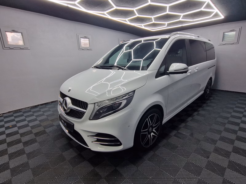 Mercedes-Benz V 300 d AMG|PANO|LEDER|7-SITZER|TOTWINKEL|DISTRONIC|360°
