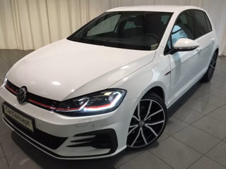 Volkswagen Golf GTI DSG NAVI ACC LED ACTIVE INFO 19" 4J GAR